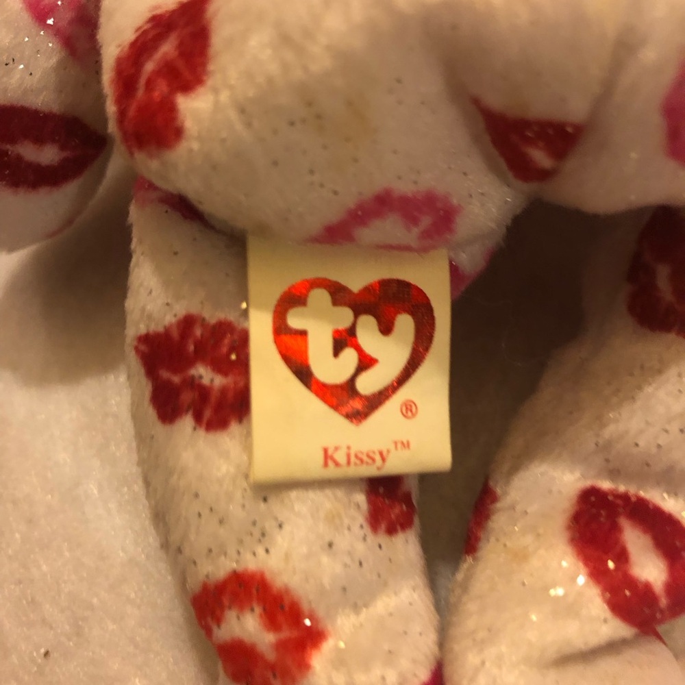 Kissy Bear💋 - Picture 4 of 5